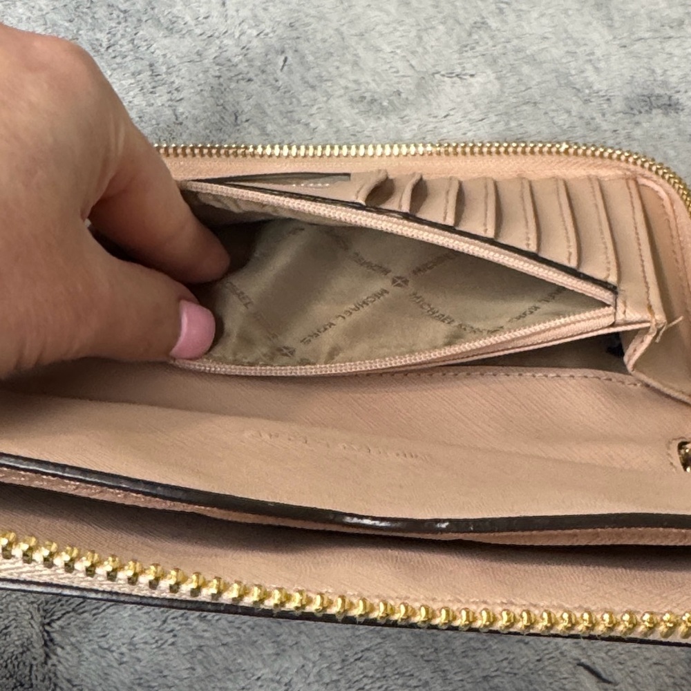 Michael Kors Light Ballet Pink Jet Set Saffiano Wallet Wristlet - Picture 10 of 11